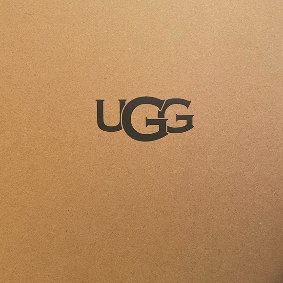 Ugg’s slipper/slides Size W9/UK40 - Picture 13 of 14